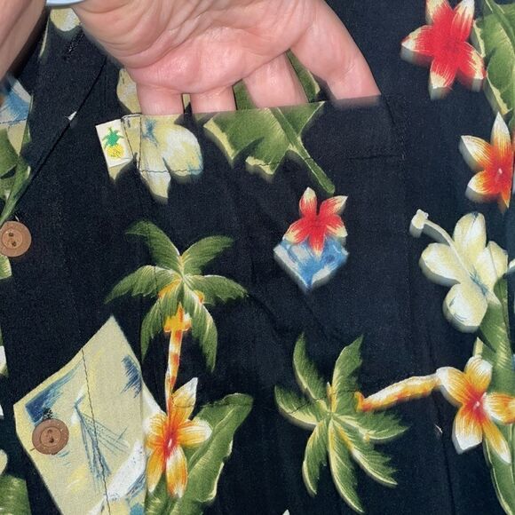 Pineapple Moon Hawaiian shirt - Picture 6 of 7